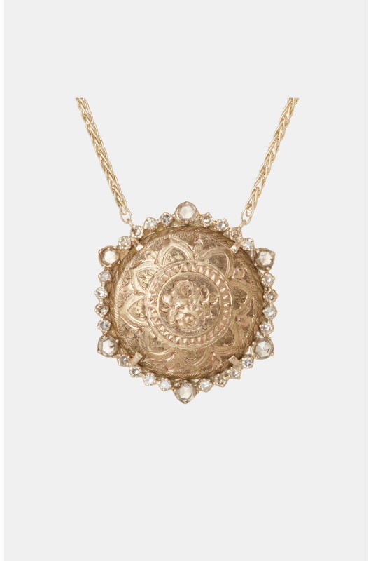 Collier Coin 38