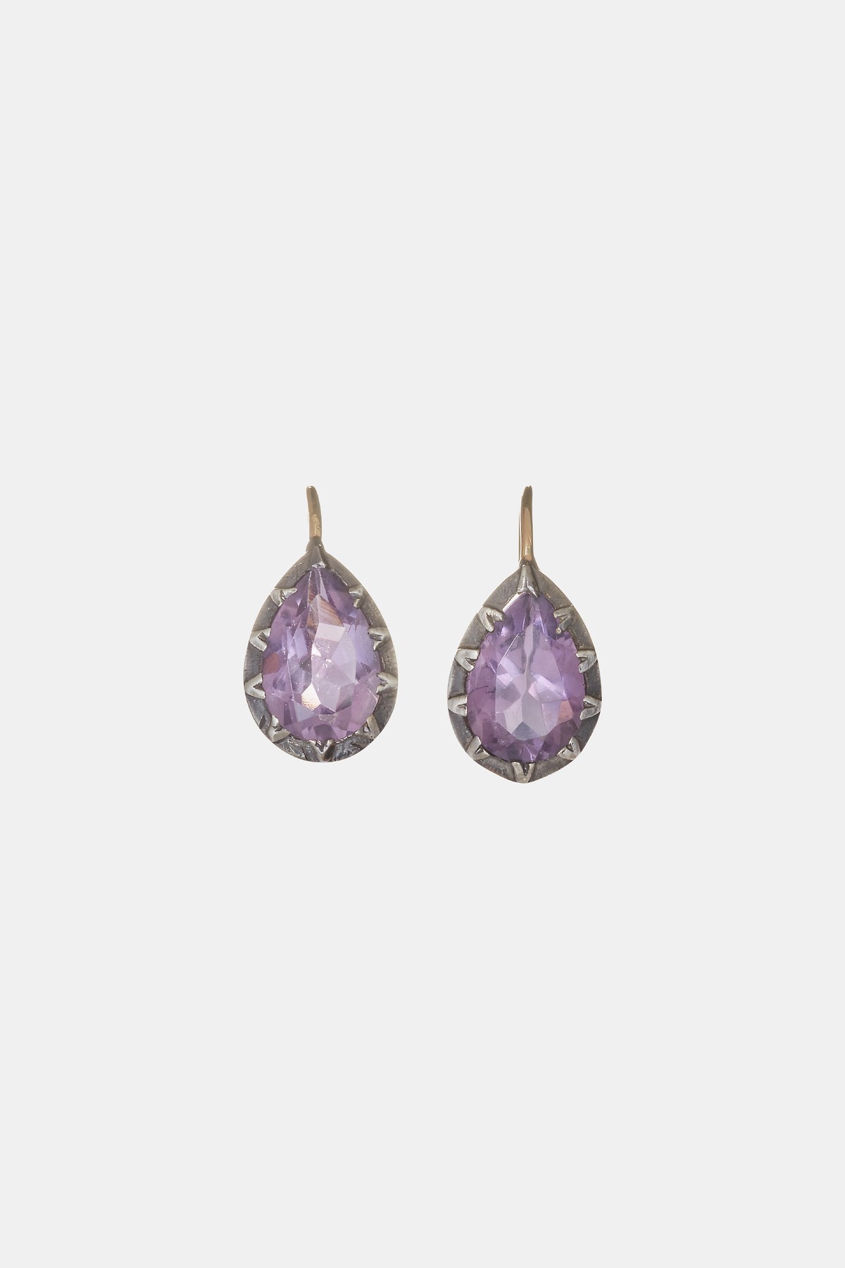 Lumi violet Earrings