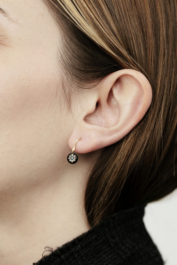 Isa black Earrings